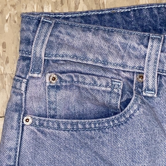 Urban Outfitters BDG High Waisted Pegged Cowboy Jeans in Light Blue Wash size 26 - Picture 4 of 16